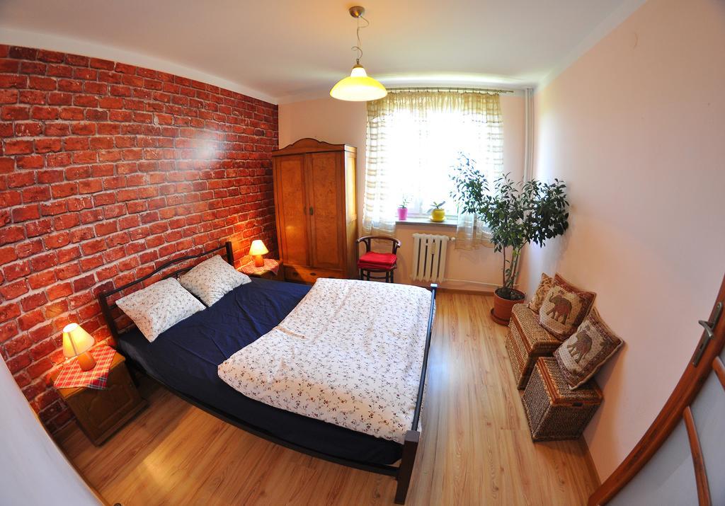 Cozy Apartment In Tarnów 外观 照片