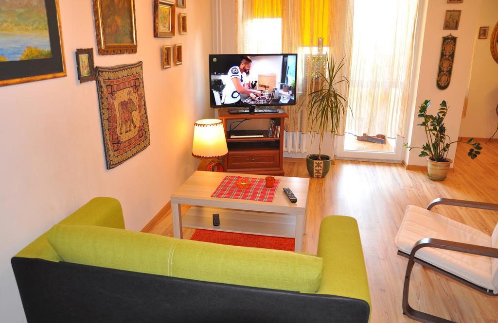 Cozy Apartment In Tarnów 外观 照片