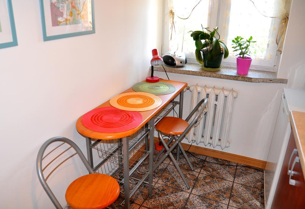 Cozy Apartment In Tarnów 外观 照片
